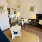 아파트 By The Sea Klek, Neretva Delta - Usce Neretve - 23139 *